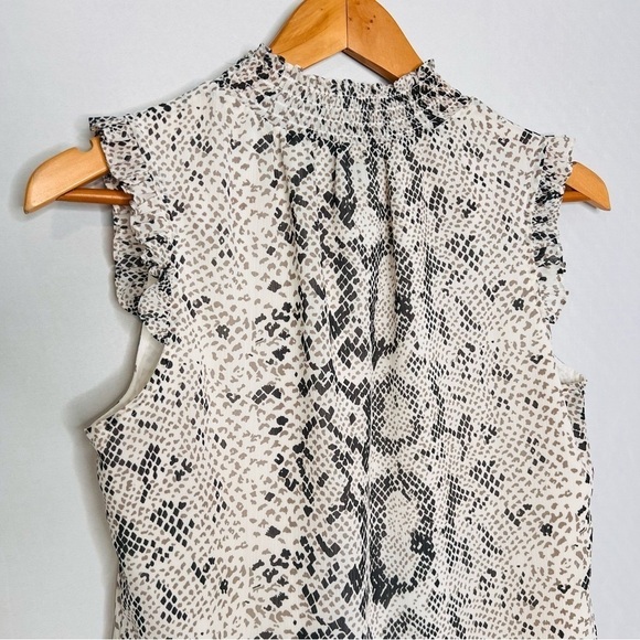 J. Crew Snakeskin-Print Mock-Neck Ruffle Neck/Sleeve Sleeveless Blouse. Size 0. - Picture 8 of 13